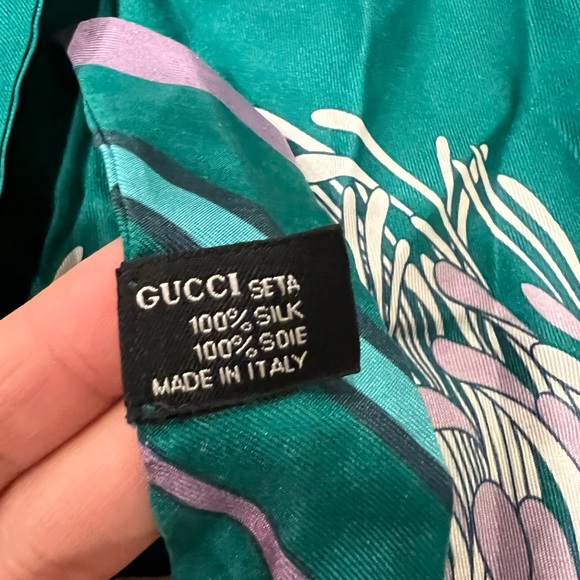 Gucci 100% silk green floral print halter scarf top - Picture 5 of 8